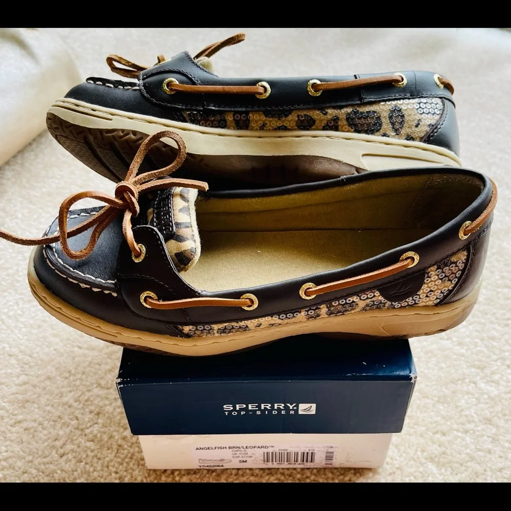 Sperry Top-Sider, Girls Size 5, New In Box, Preppy, Perfect Gift 🎁